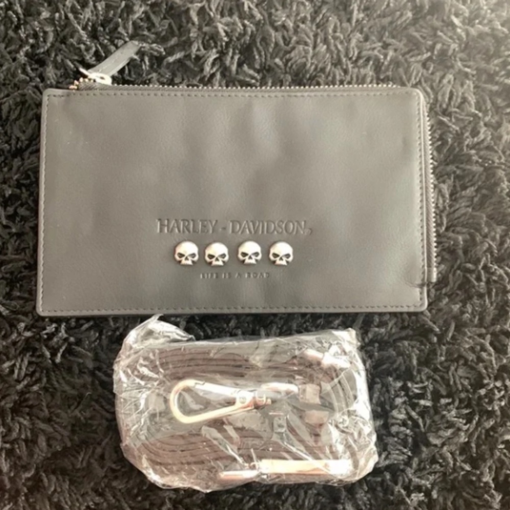 NEW Harley-Davidson tough luck thin hipbag.